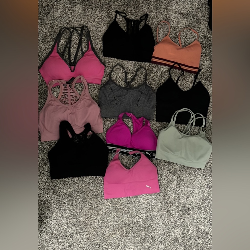 Sports bras lot